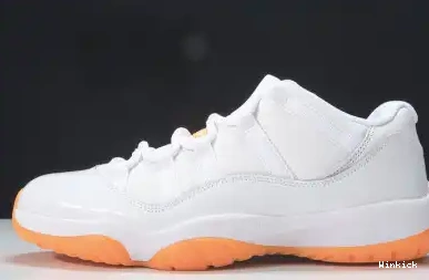 JORDAN AH7860-139 RETRO CITRUS LOW 11 BRIGHT AIR 0613
